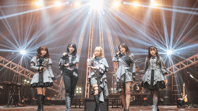 Ave Mujica यांनी 2026 आंतरराष्ट्रीय टूर आणि नवीन संगीत जाहीर केले