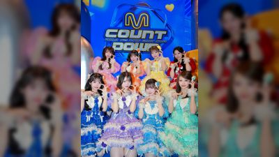 CUTIE STREET এম কাউন্টডাউনে কোরীয় আত্মপ্রকাশ করে ভাইরাল হিটের তালিকায় স্থান করে নেয়