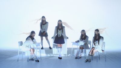 Girls Archives-arkiv. Pre-debut-sangen 'Reborn' er tema for Netflix-film