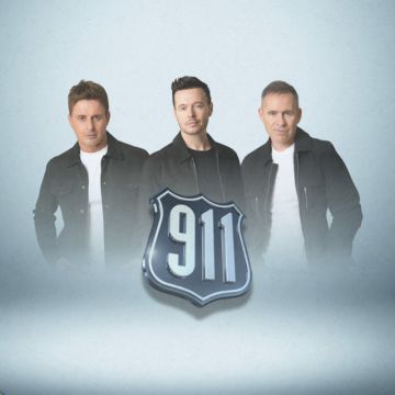 911