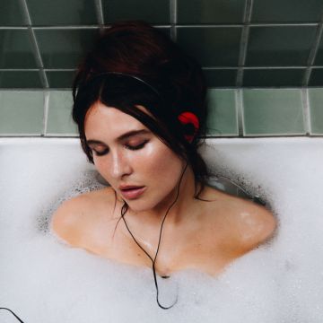 Mimi Webb
