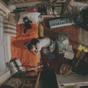 部屋とガラクタと私