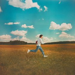 Run (feat. Ragdoll)