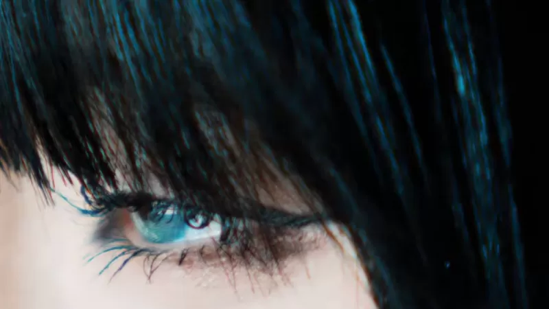 Ado lanza o seu primeiro videoclip de acción real para a canción autobiográfica "Vivarium"