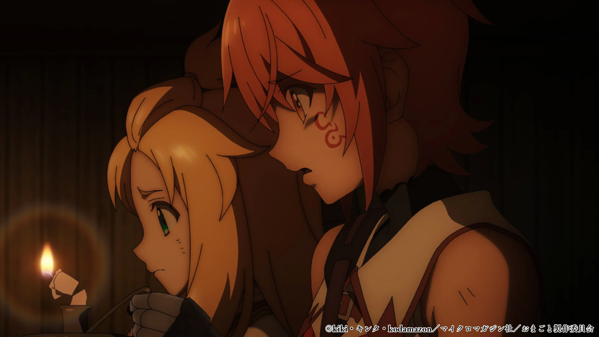 दो किरदार, फ्लैम और सेरा, एक अंधेरे कमरे में मोमबत्ती पकड़े हुए।