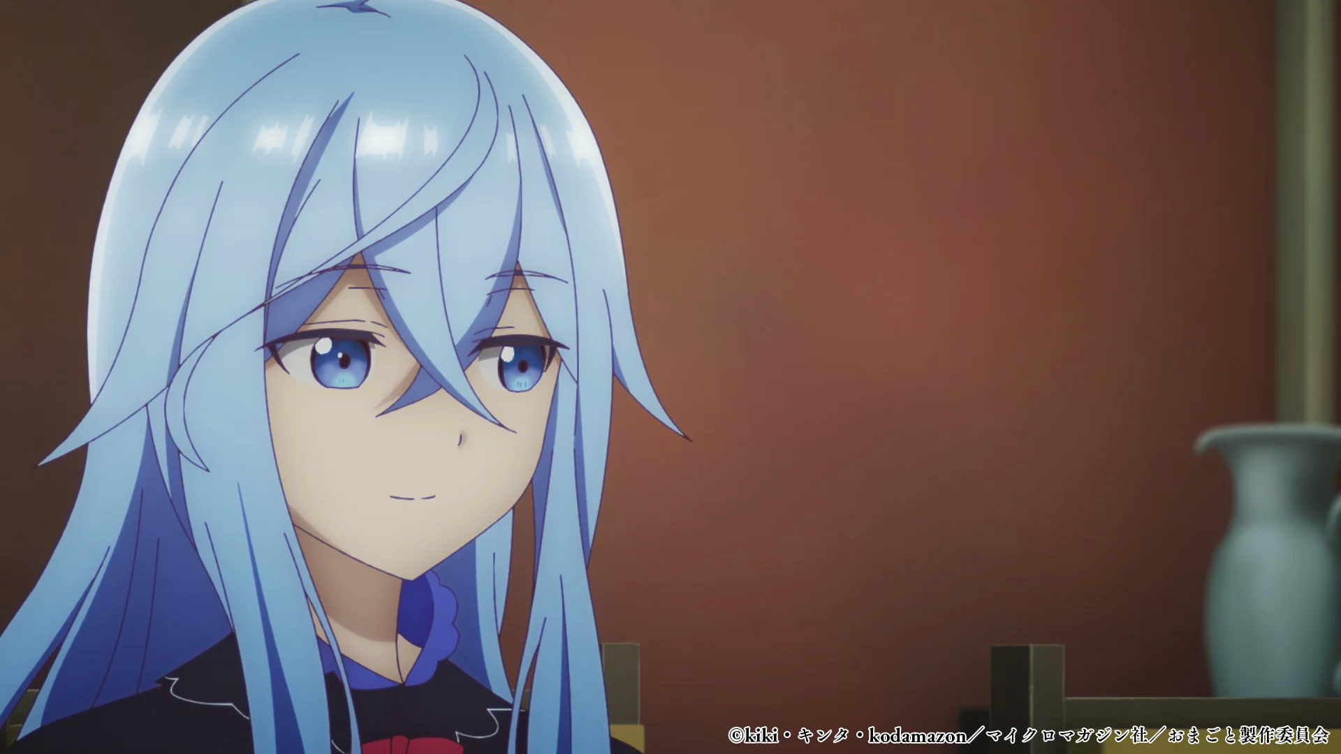 Cymeriad gyda gwallt hir glas