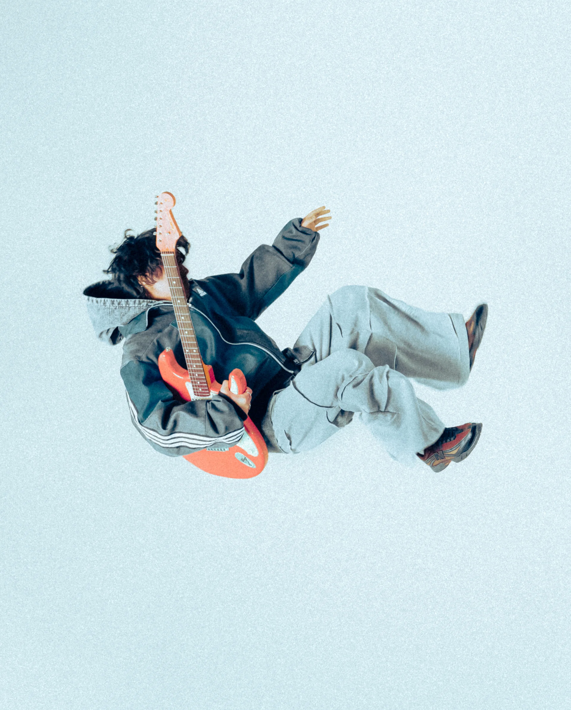 Lavt צף עם גיטרה חשמלית בסוריאליסטי