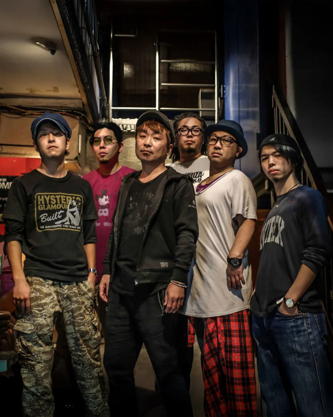 Članovi benda TEX & SUN FLOWER SEED stoje zajedno