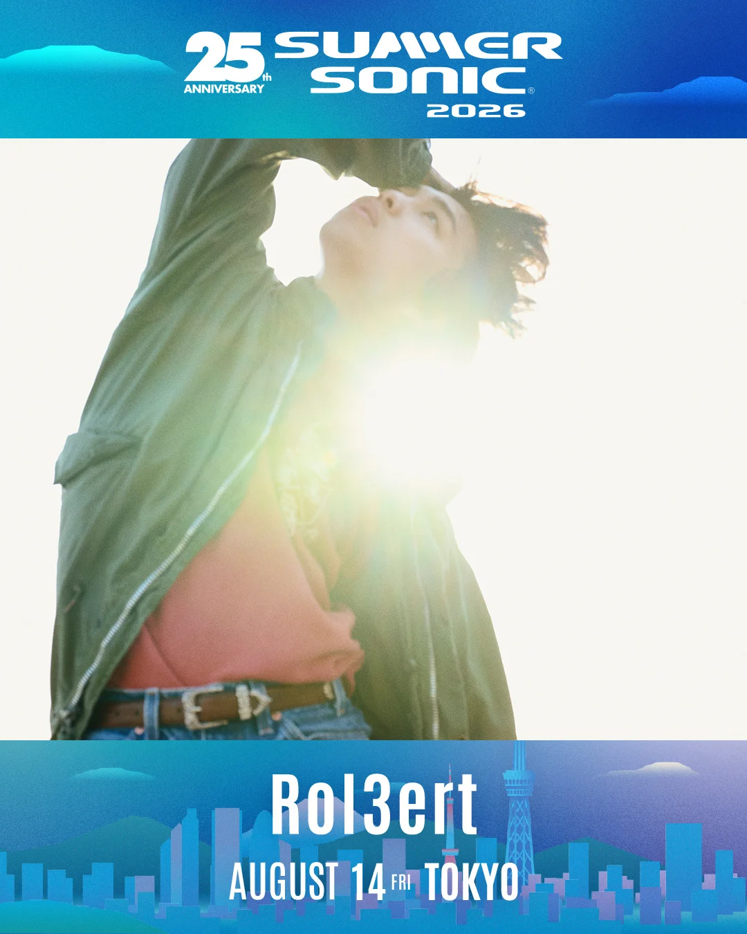 Rol3ert dengan latar belakang cahaya matahari, teks bertuliskan SUMMER SONIC 2026