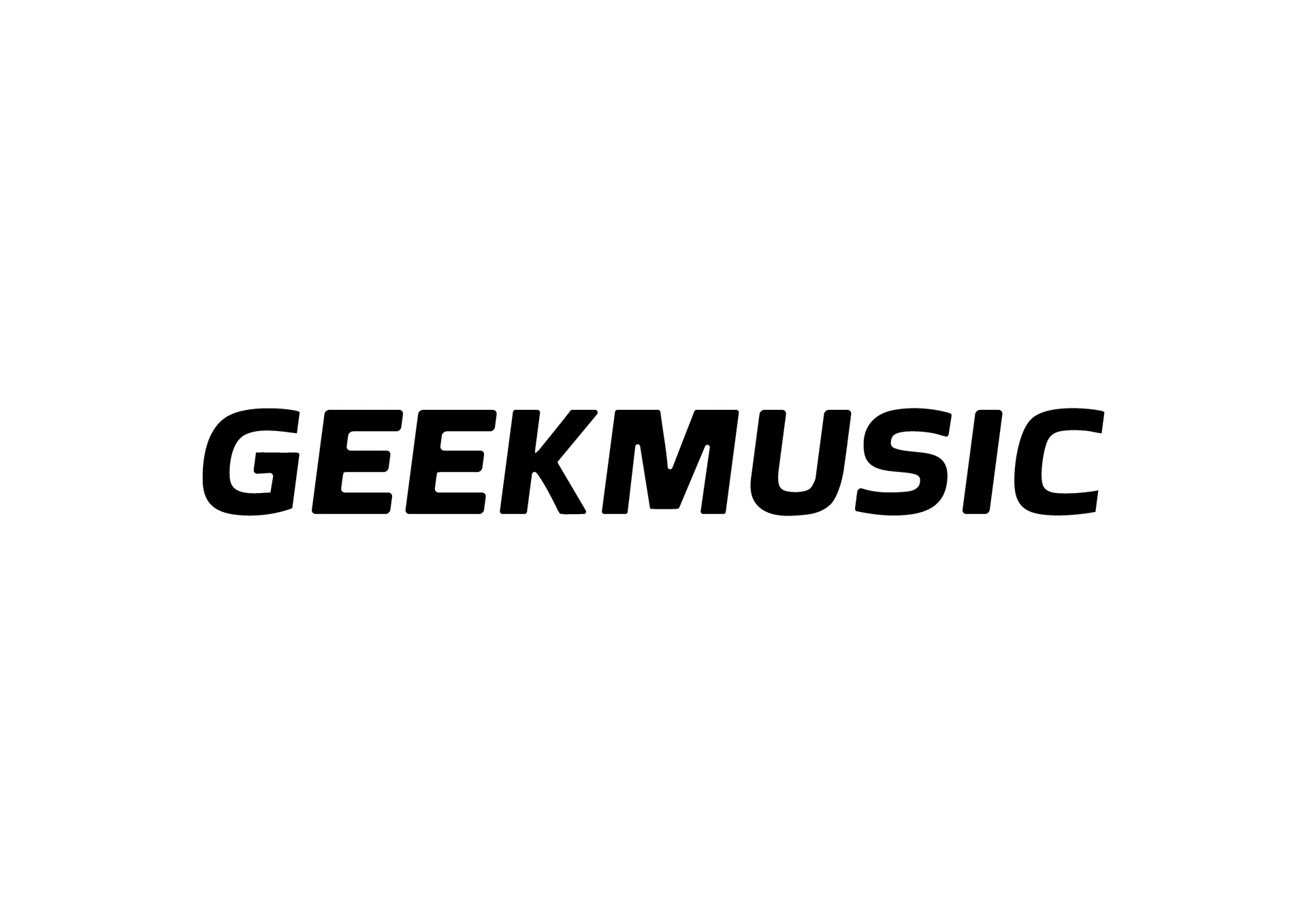 굵은 검정색 폰트의 GEEKMUSIC 로고