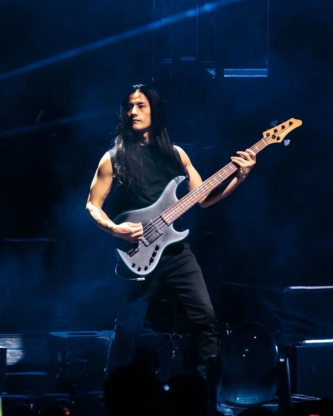 Bassist dy