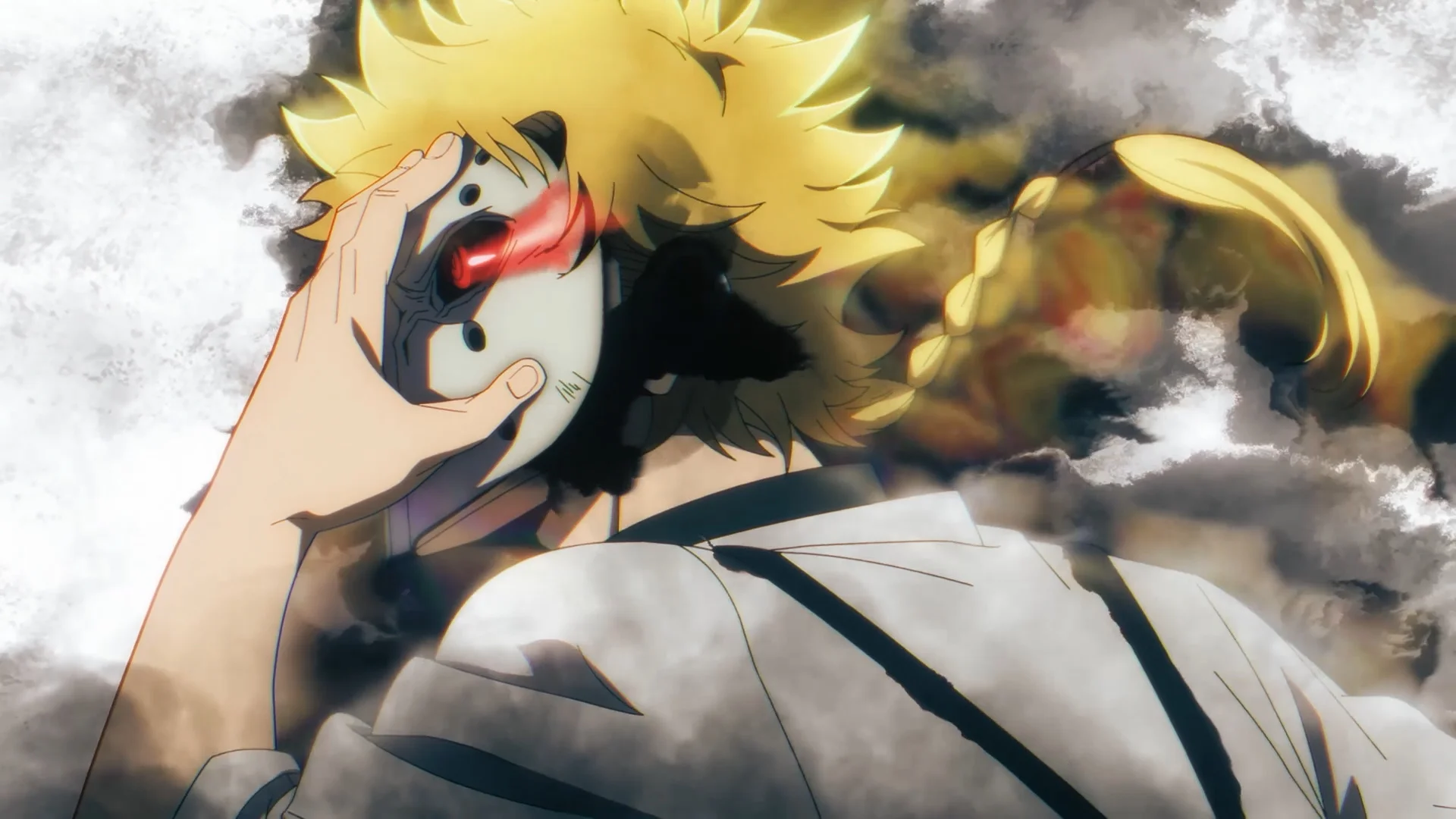 Cymeriad anime gyda gwallt melyn yn gwisgo masg gyda llygad coch