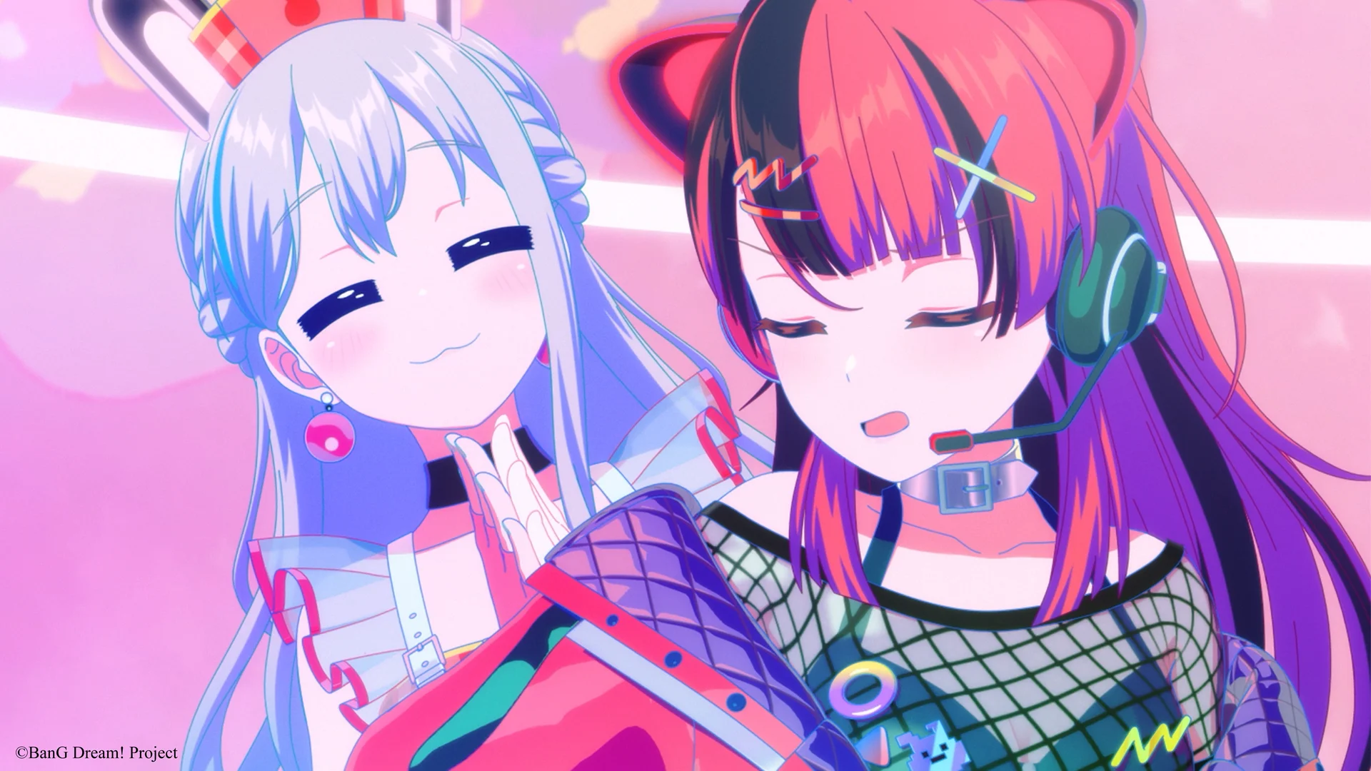 Два персонажі з BanG Dream! Yume∞Mita у яскравому, кольоровому середовищі