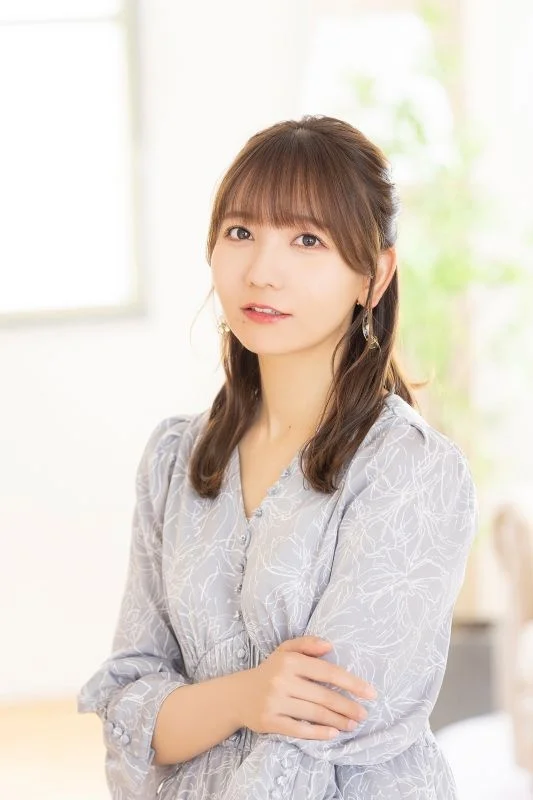 Pelakon suara Azumi Waki
